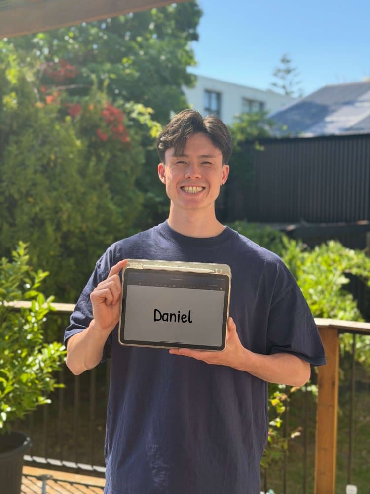 A personalised photo sent with a RepuLoop review request